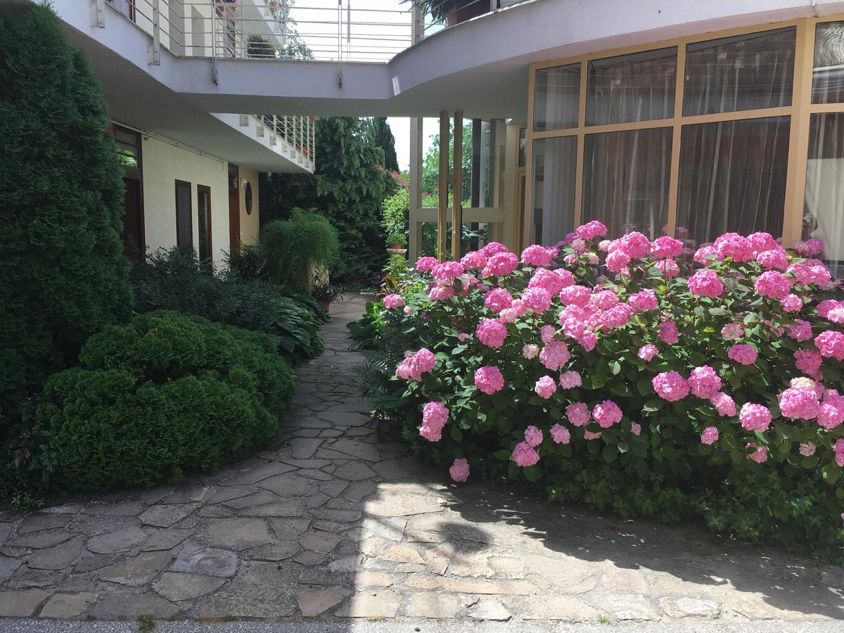 Feng Shui Wellness Apartmanhaz Hévíz Екстериор снимка