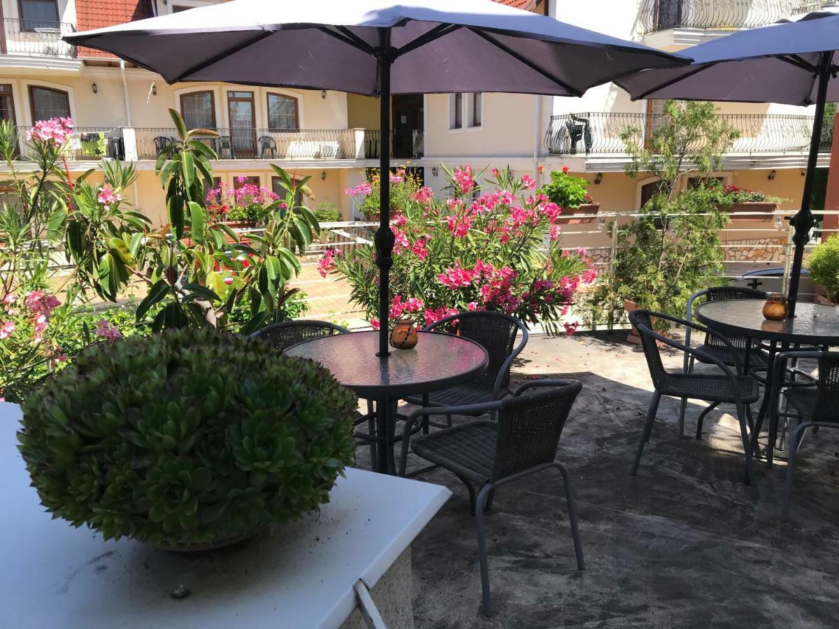 Feng Shui Wellness Apartmanhaz Hévíz Екстериор снимка